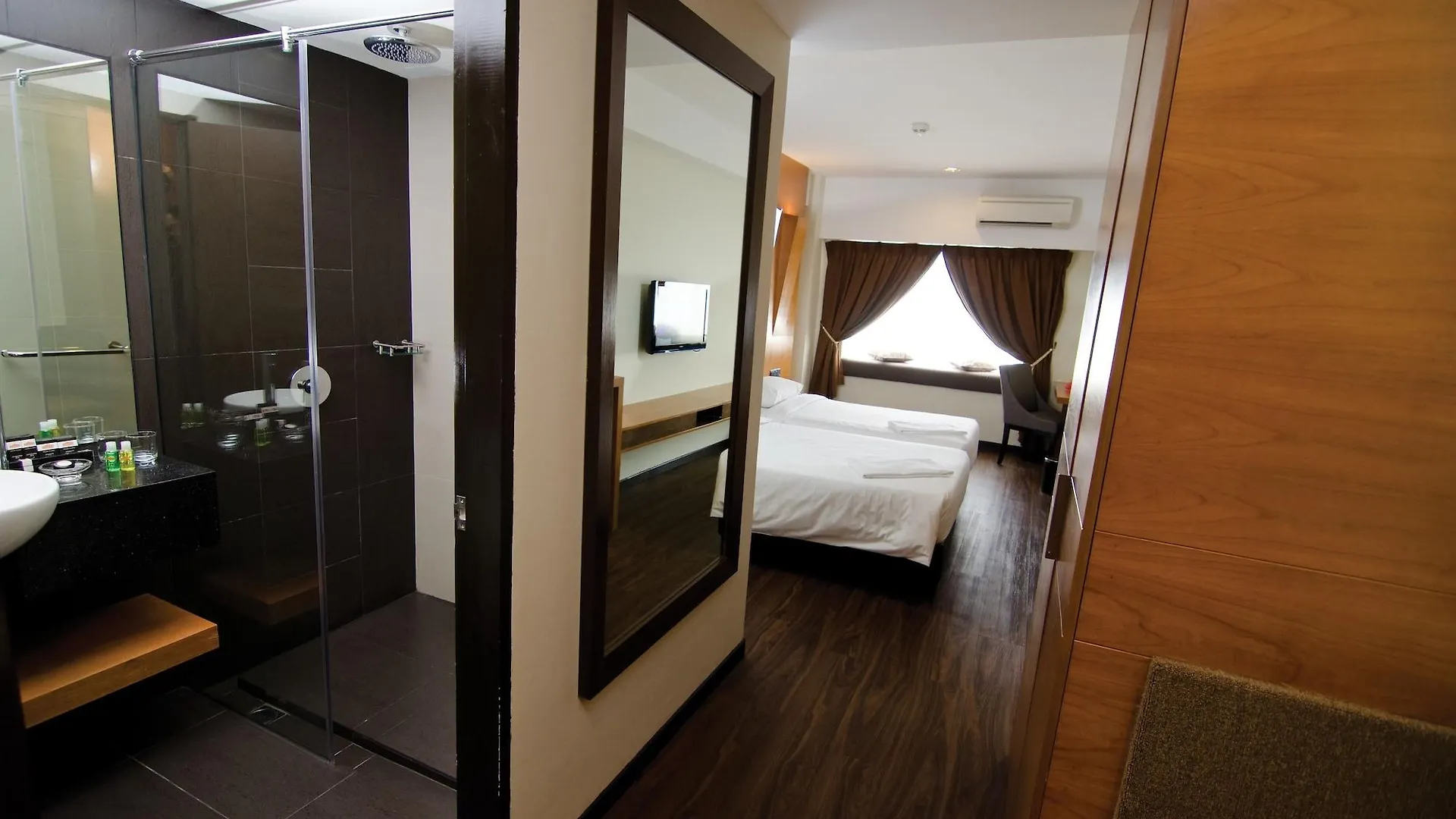 Chaya Hotel Kota Kinabalu