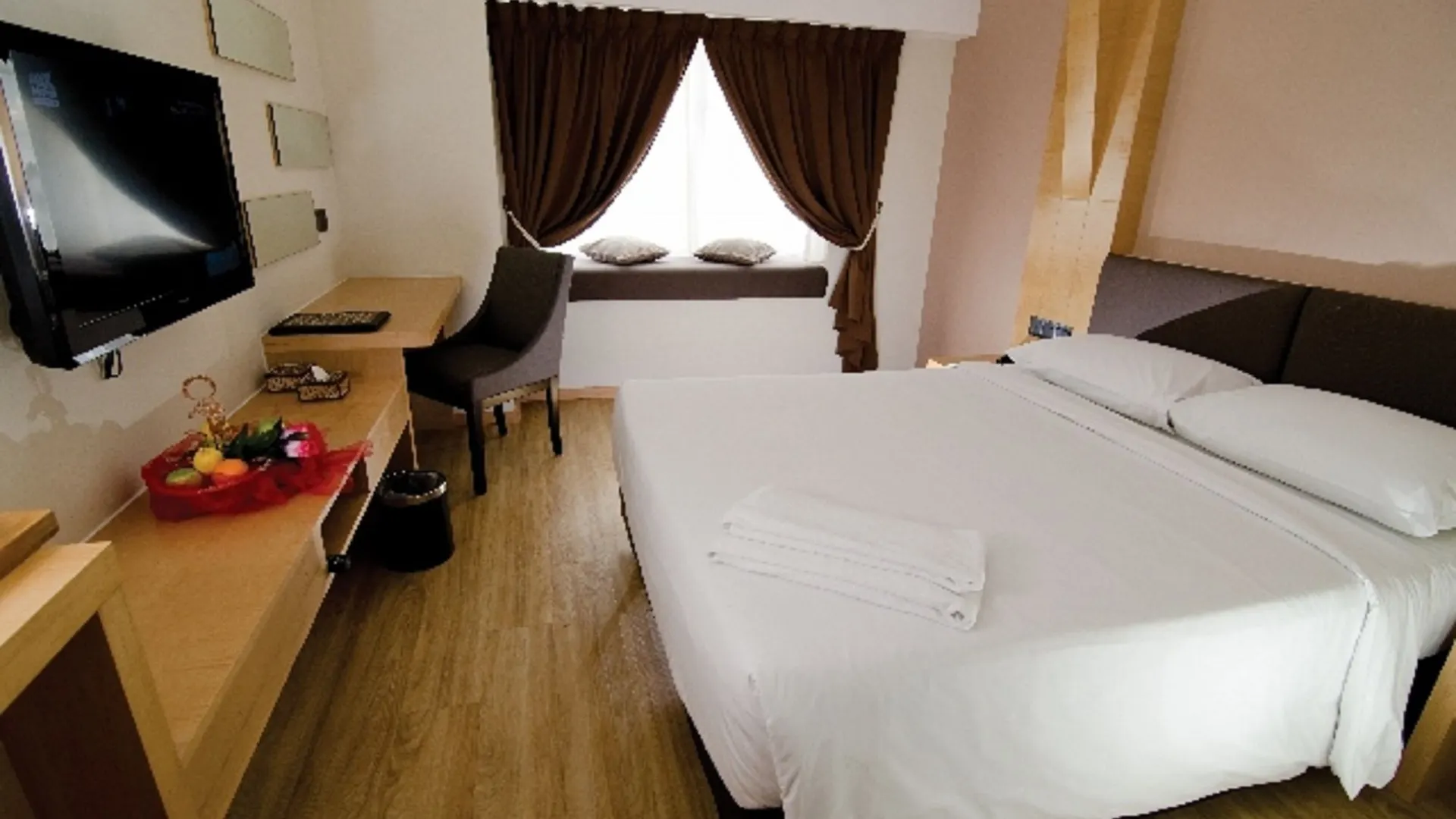 Chaya Hotel Kota Kinabalu 3*,
