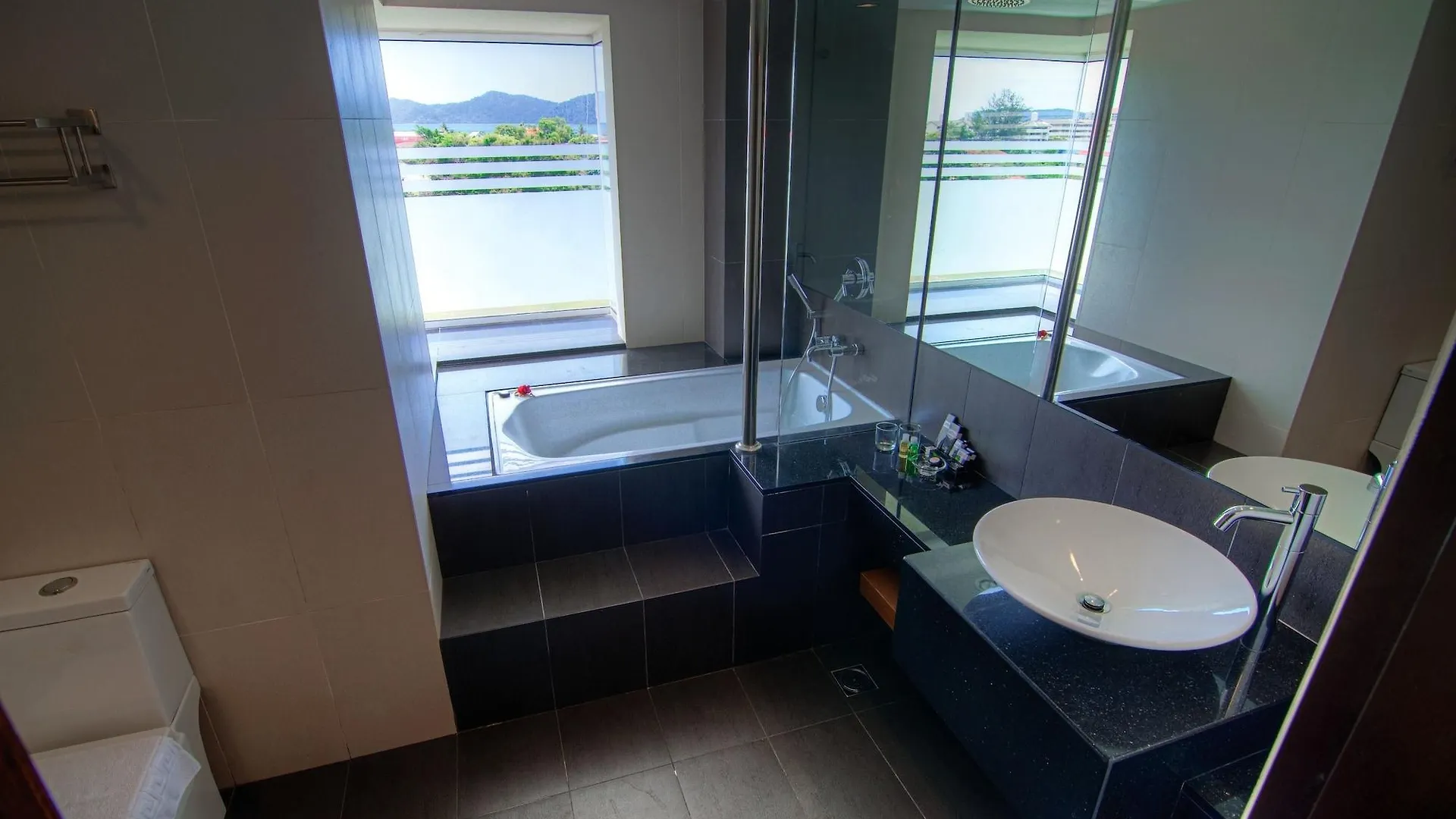 Chaya Hotel Kota Kinabalu