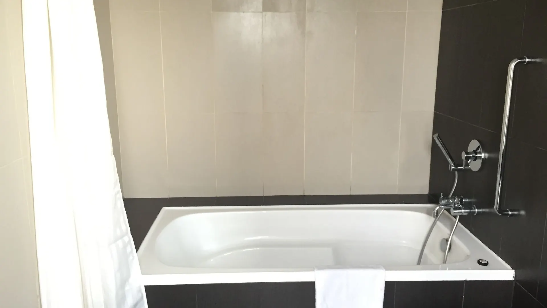 Chaya Hotel Kota Kinabalu