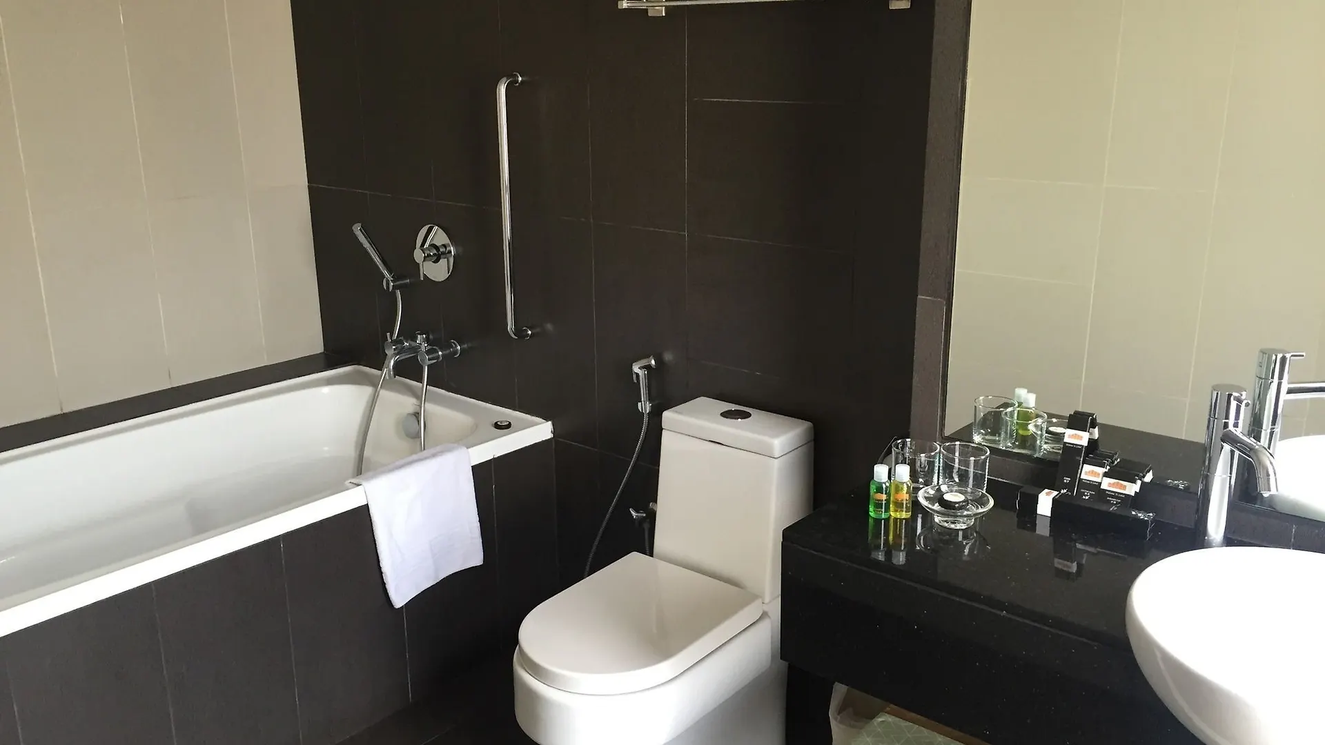***  Chaya Hotel Kota Kinabalu Malaysia